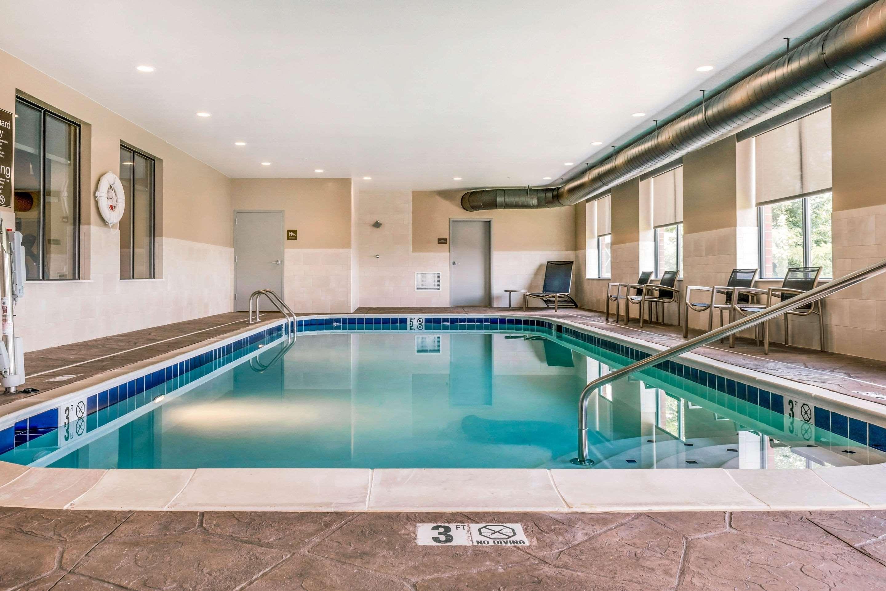 Comfort Suites Florence - Cincinnati South Zewnętrze zdjęcie